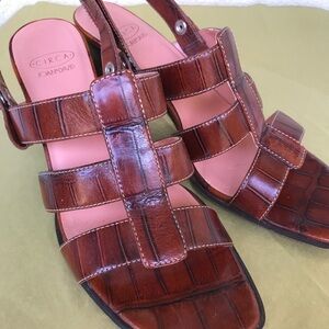 Joan & David Tan Leather Sandals. Excellent condition, used 1 time.